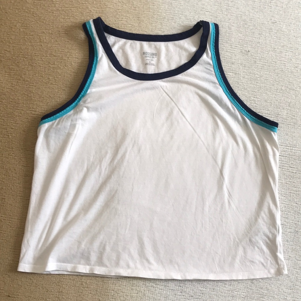 Sporty style tank top